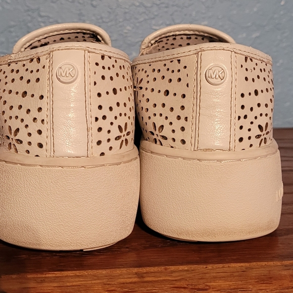 MK perf leather slip ons - Picture 4 of 5